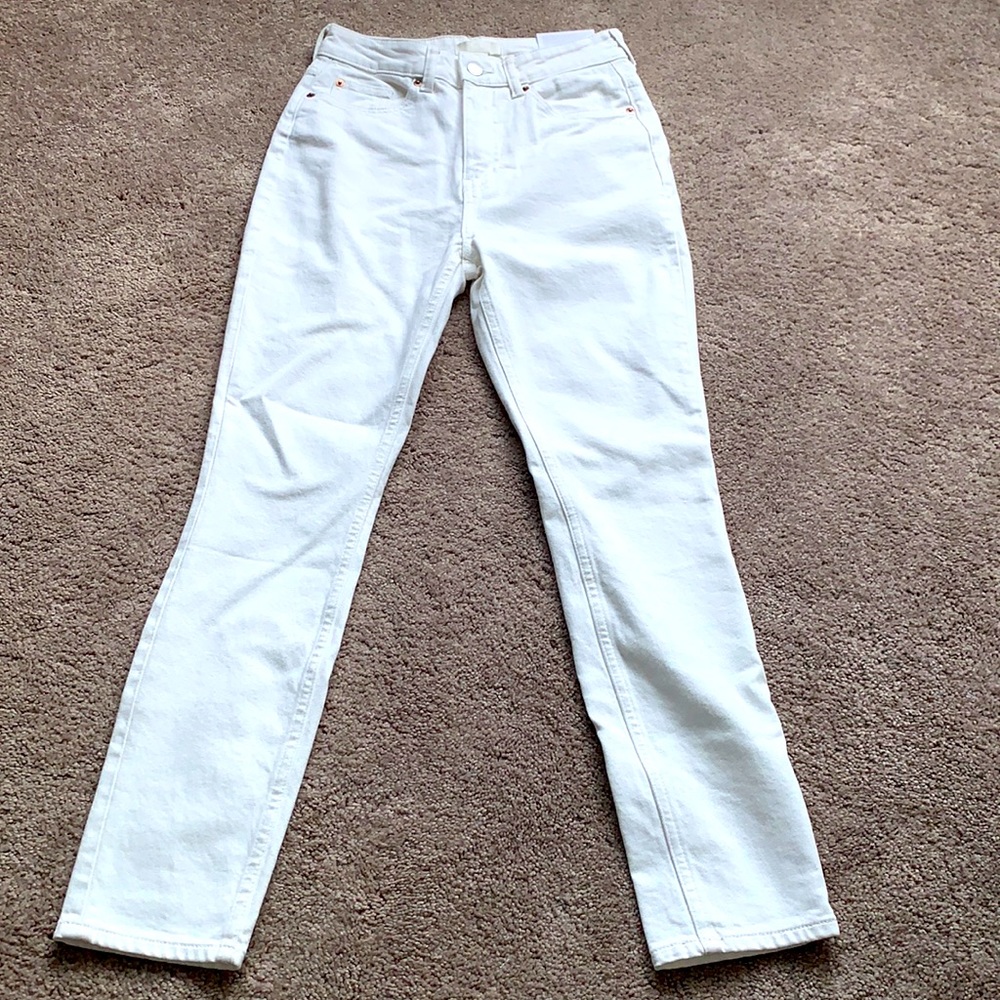 H&M off white jeans! ☀️